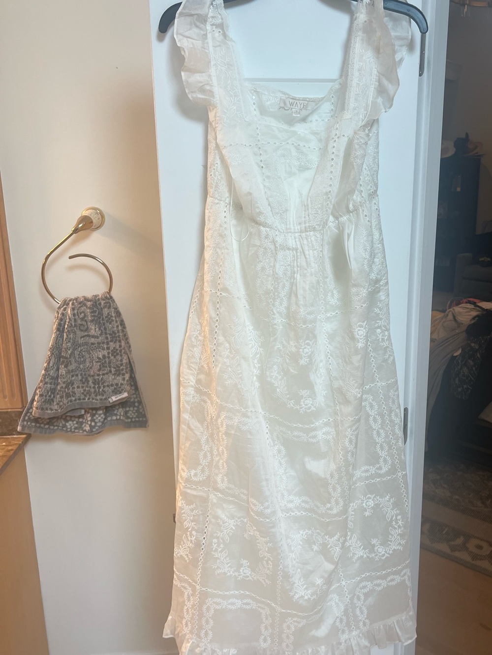 Rosalie Embroidered Midi Dress size sm - Picture 5 of 7